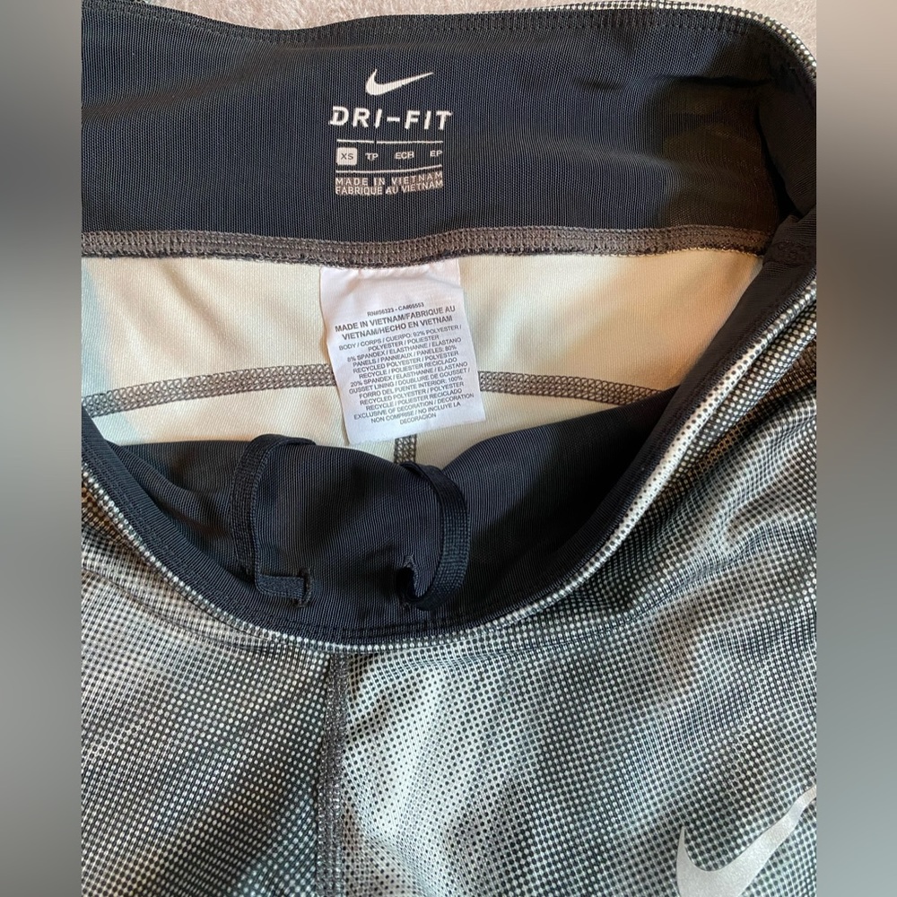 Nike running leggings